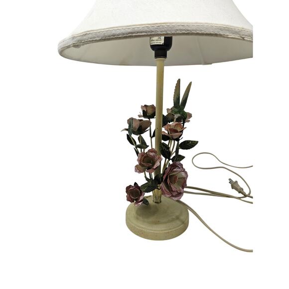 Vintage 60s Italian Toleware Metal Floral Hummingbird Table Lamp Shabby Chic - Picture 4 of 6